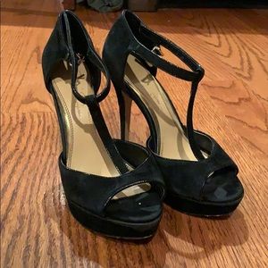 Black Jessica Simpson Heels Size 6.5